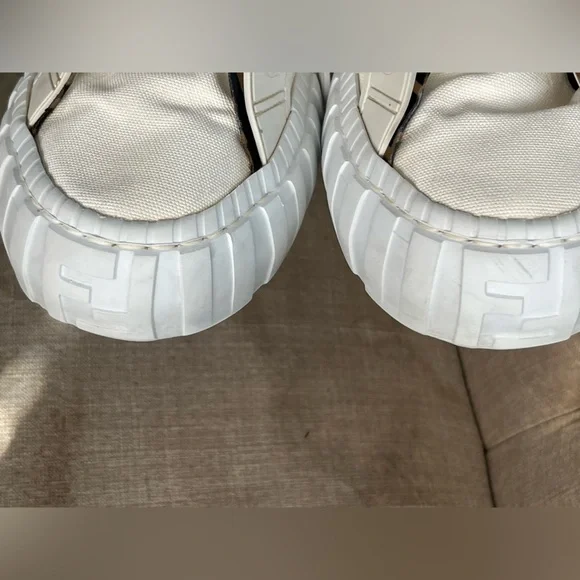 FENDI FORCE White Canvas Women's Sneakers - Picture 14 of 15